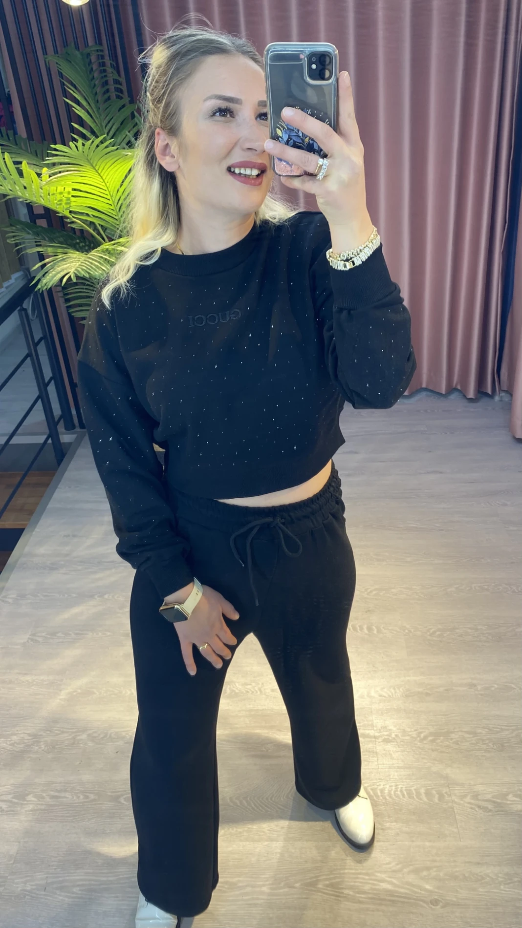 Taşlı Crop Sweatshirt